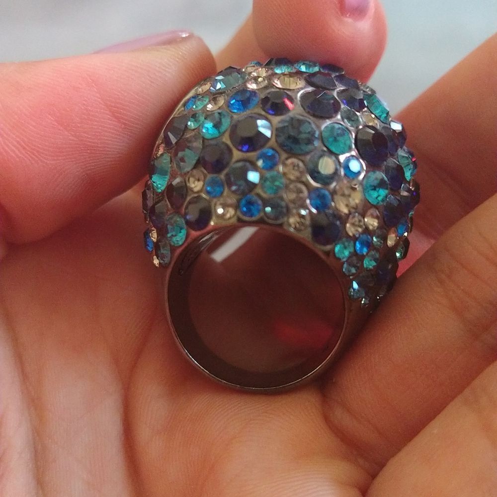 Blue Crystal Dome Cocktail Ring - Picture 6 of 7